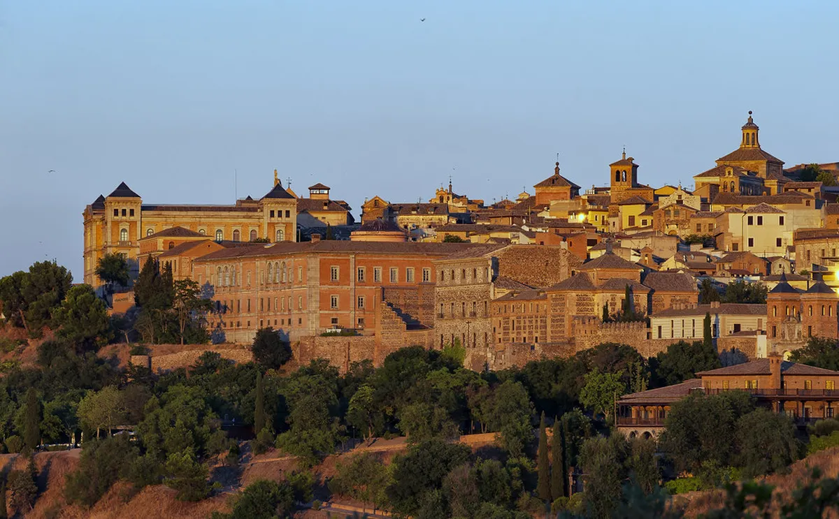 Golden Hour Photography in Plzeň: Best 2026 Spots